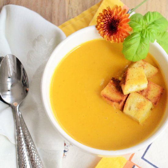 Curried Pumpkin Soup