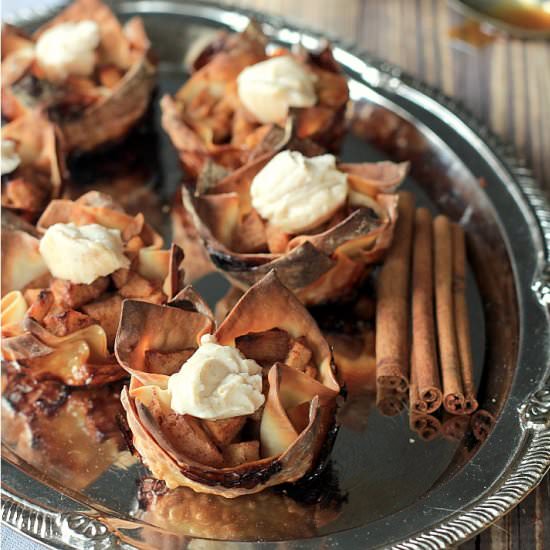 Caramel Apple Pie Wonton Cups