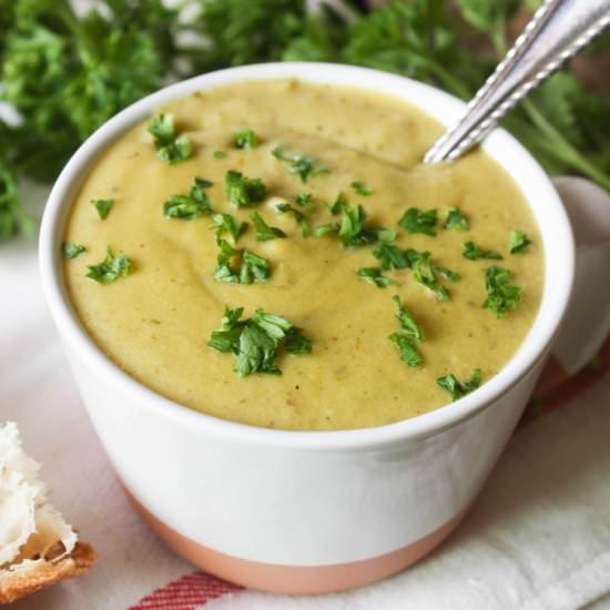 Broccoli Cheeze Soup