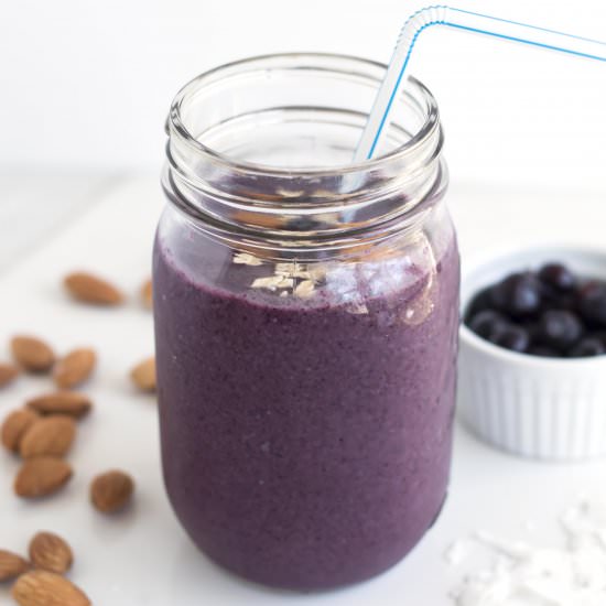 Blueberry Oatmeal Morning Smoothie