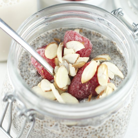 Chia Seed Vanillla Pudding