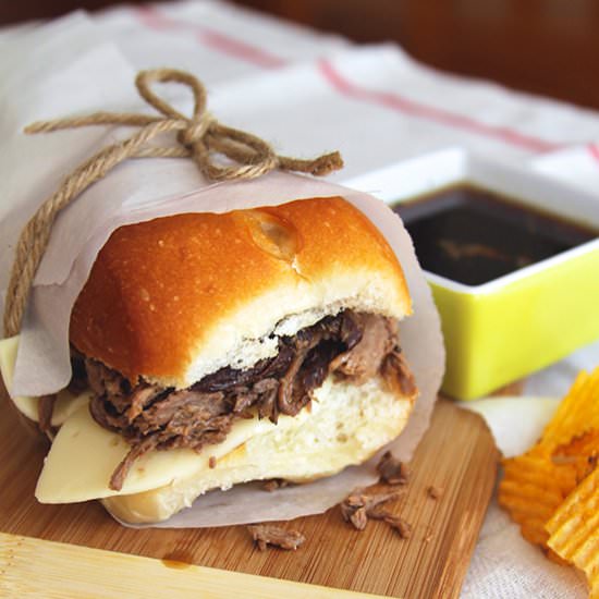 Slow Cooker French Dip Sandwich