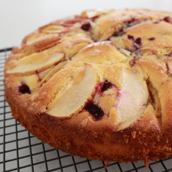 Apple & Berry Tea Cake