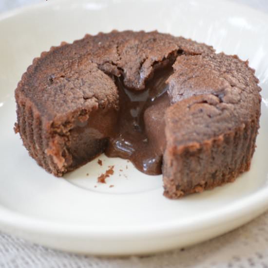 Eggless Molten Chocolate Lava Cake