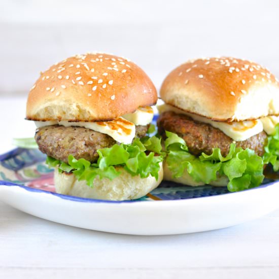 Greek lamb and haloumi burgers