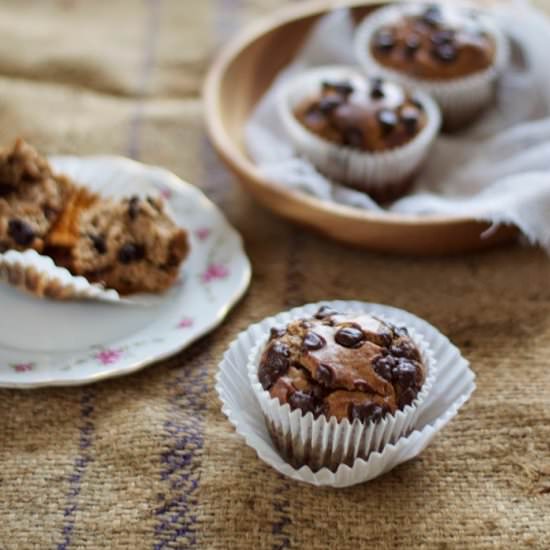 Grain-free banana-nut muffins