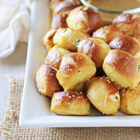 Jalapeno cheddar pretzels