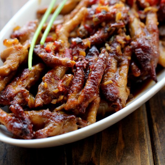 Dim sum style Chinese chicken feet