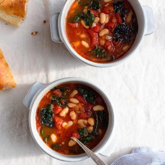 Tomato, White Bean and Kale Soup