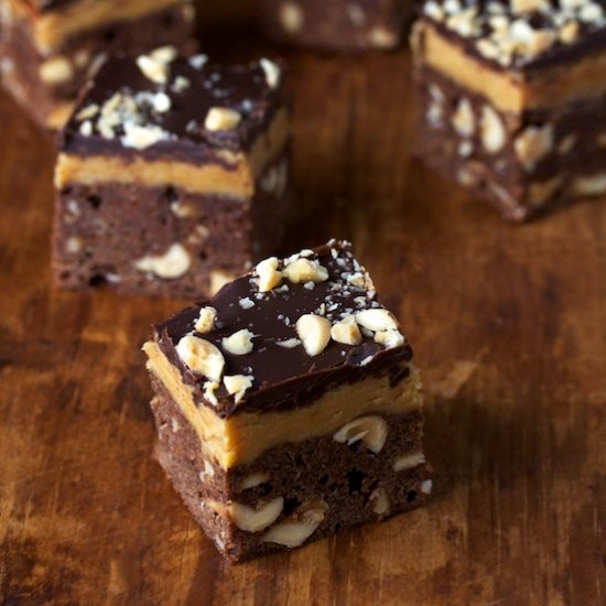 Salted peanut brownies