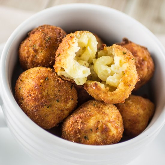 Fried Mac & Cheese Balls