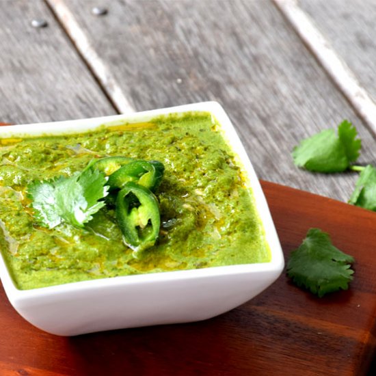 Coriander green chilli garlic pesto