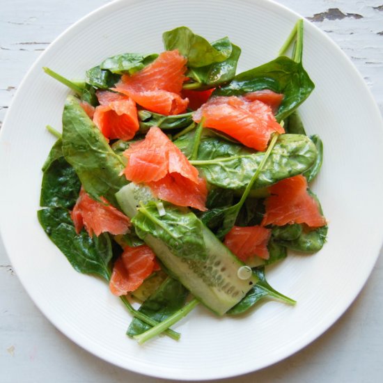 Smoked Salmon Spinach Salad