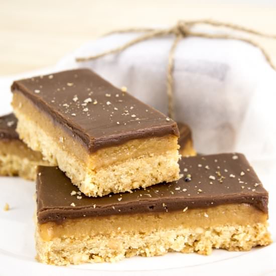 Peanut Caramel Slice