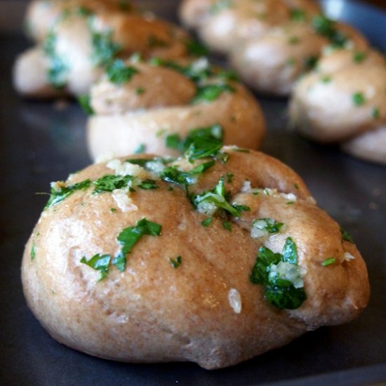 Whole Wheat Garlic Knots