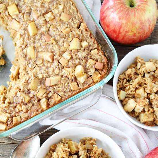 Baked Peanut Butter Apple Oatmeal