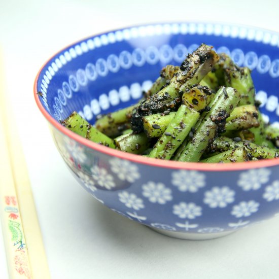 Green Beans with Black Sesame Seeds