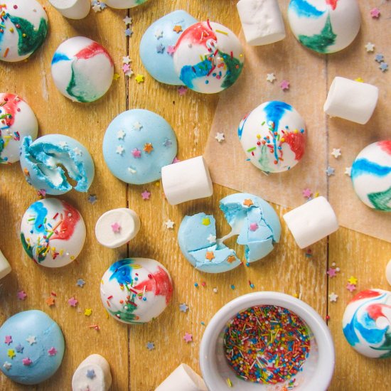 Rainbow Meringues with Marshmallow