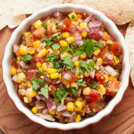 Chunky Fresh Salsa with Corn