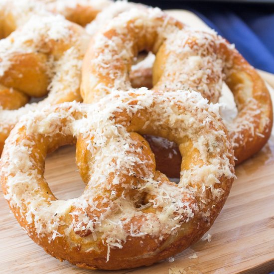 No Rise Ranch Parmesan Pretzels