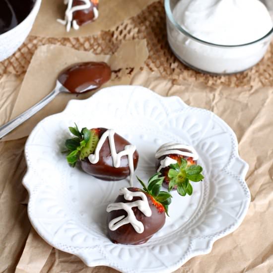 Chocolate Strawberries + Chai Cream