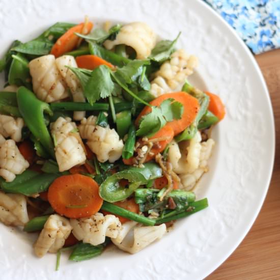 Squid Stir-fry with Chili Pepper