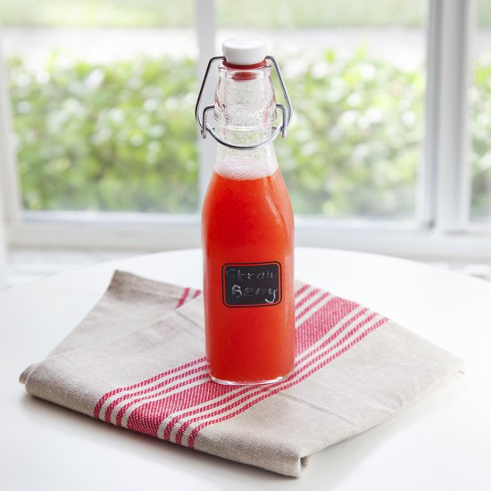 Yeast-Carbonated Strawberry Soda