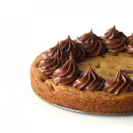 Giant Chocolate Chip Cookie Cake