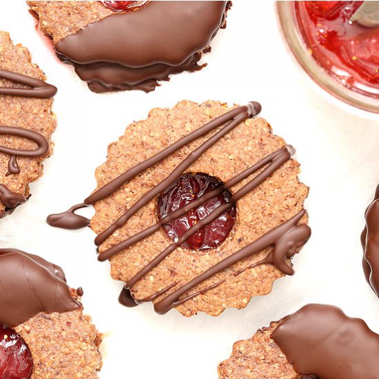 Chocolate Strawberry Linzer Cookies