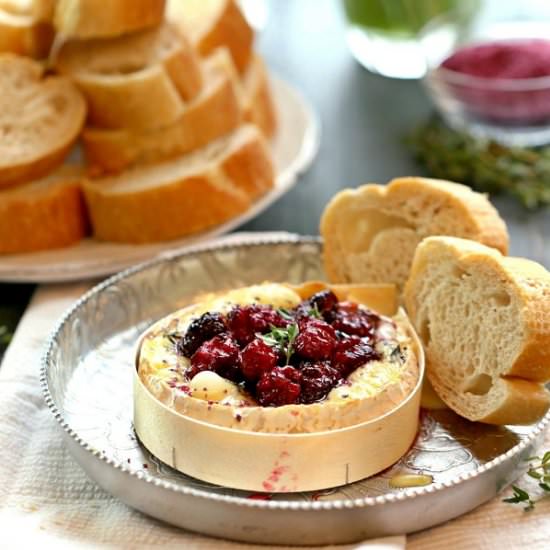 Blackberry Thyme Baked Cheese