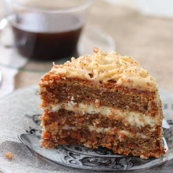 Deluxe carrot cake