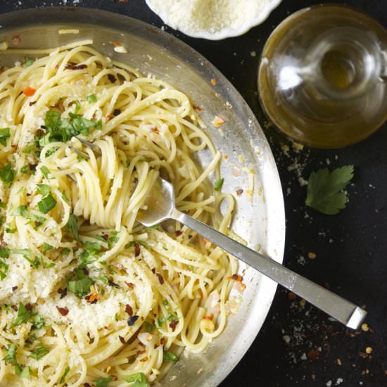 Pasta w/ Garlic, Chilies, + Lemon