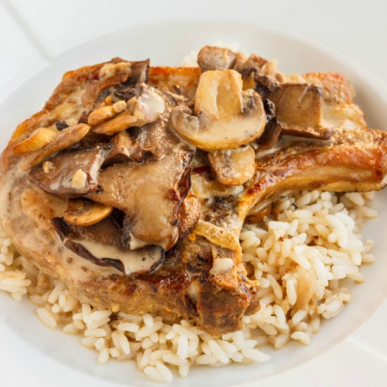 Pork Chops in a Mushroom Sauce