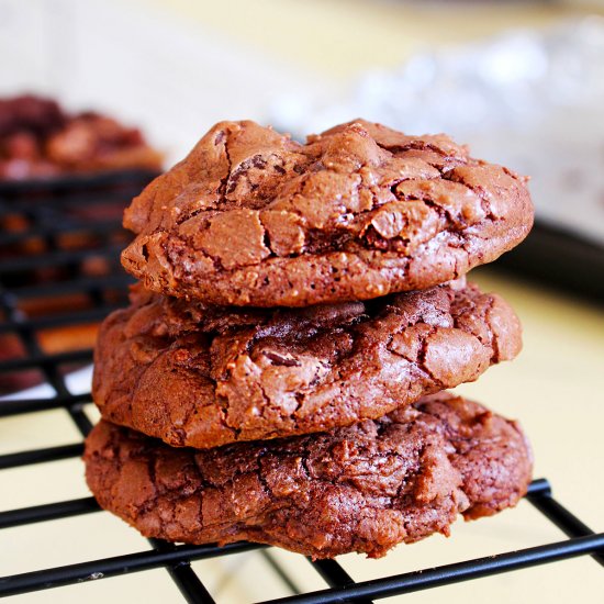 Soft & Chewy Chocolate Chip Cookies