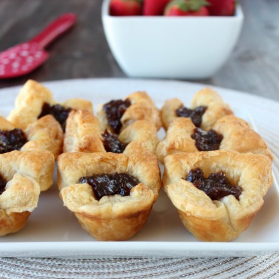 Fig & Brie Puffed Pastry Bites