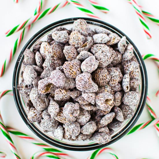 Chocolate Peppermint Puppy Chow