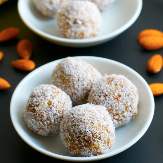 Coconut Banana Bread Bites