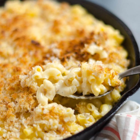 Easy and Creamy Mac and Cheese