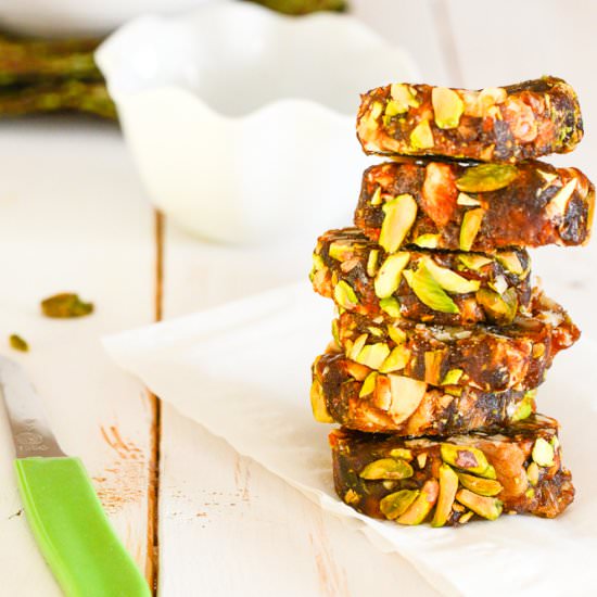 Date and Nuts Energy Bars GF