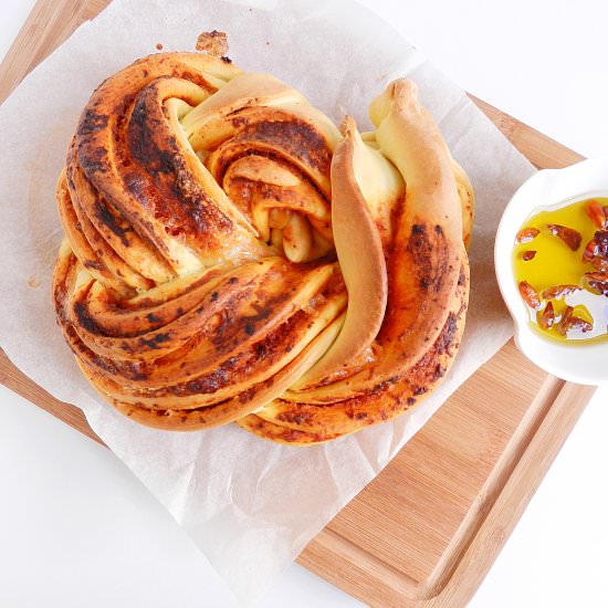 Braid Bread with Pesto