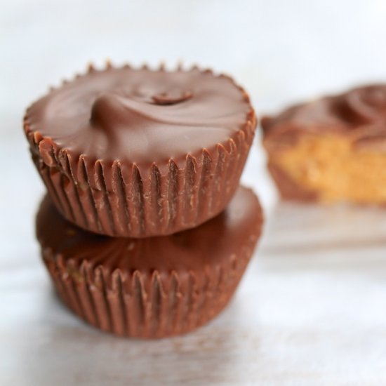 Homemade Crunchy Peanut Butter Cups