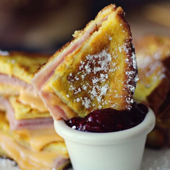 Monte Cristo Grilled Cheese