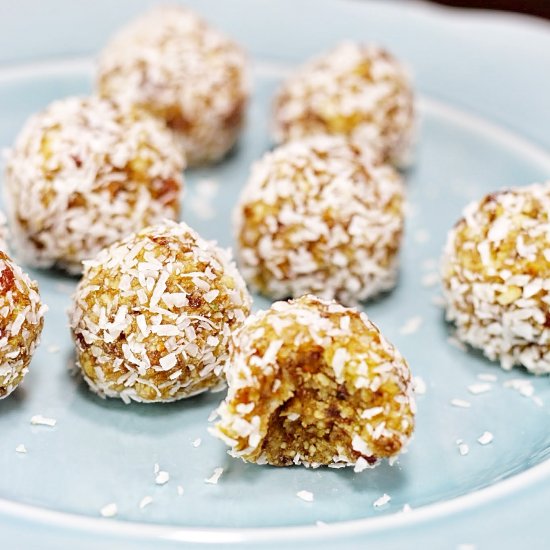 Coconut Key Lime Energy Bites