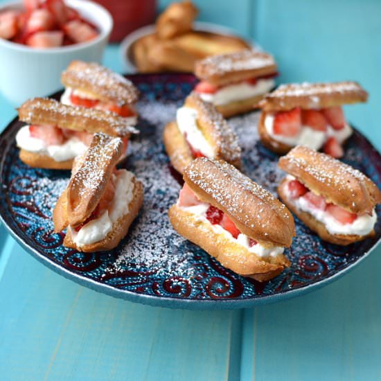 Mini Eclairs with Strawberries