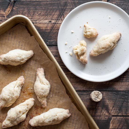 Olive oil and wine cookies