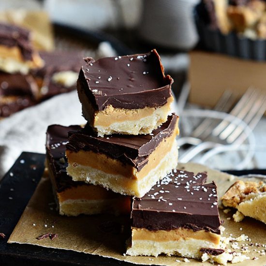 Copycat Tagalongs Cookie Bar