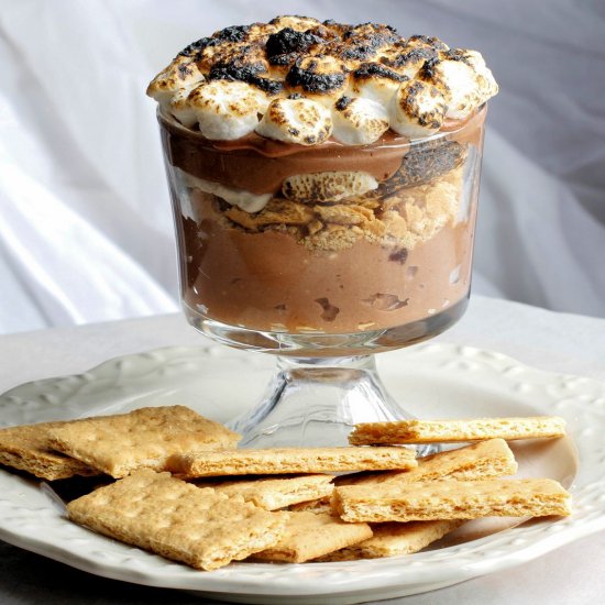 S’mores Brownie Cheesecake Dip