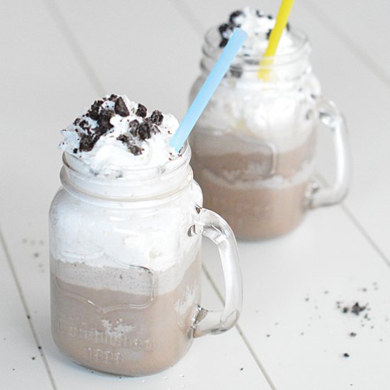 Cookies and Cream Shakeuccino