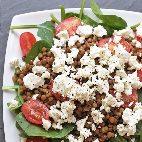 Spinach, lentil & feta salad