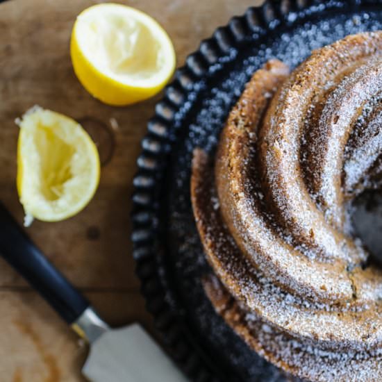 Poppyseed Lemon Poundcake